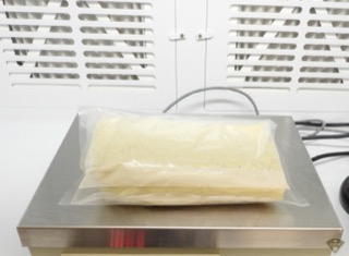 Vacuum-sealed package of food