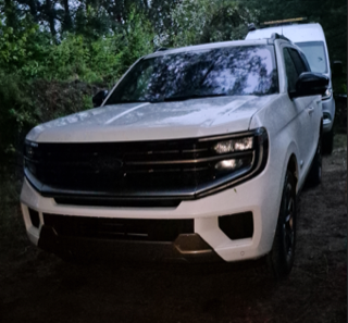 White Ford Expedition, front view