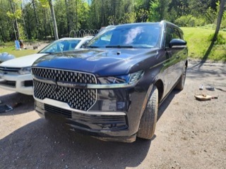 Black Hyundai Santa Fe SUV
